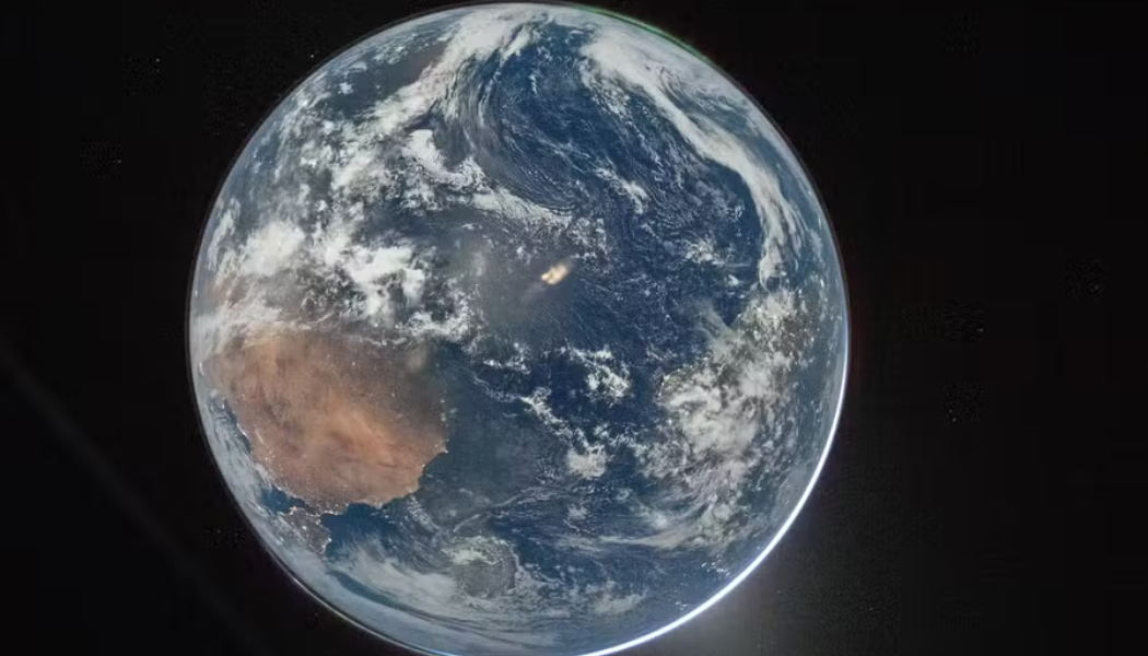 NASA divulga primeira imagem da Terra registrada durante a missão Artemis II