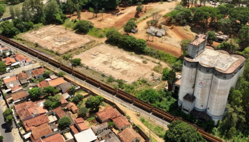 Prefeitura estuda soluções para demolição do silo da CASEMG em Patrocínio