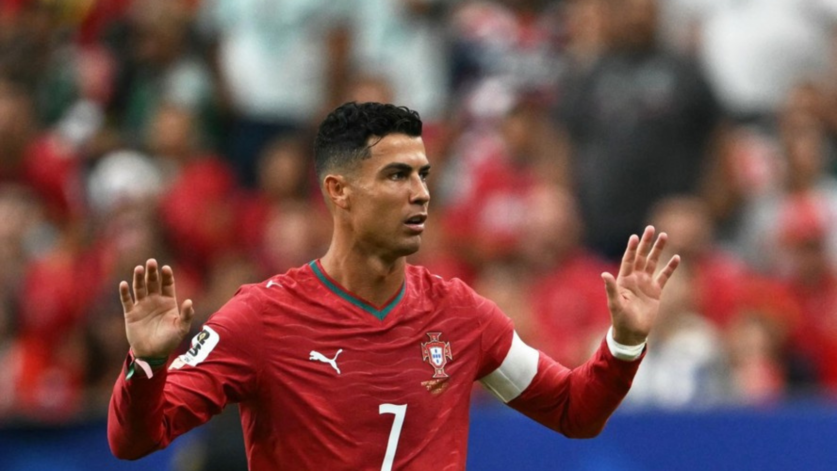 Cristiano Ronaldo marca duas vezes, e Portugal goleia Uzbequistão na Copa do Mundo