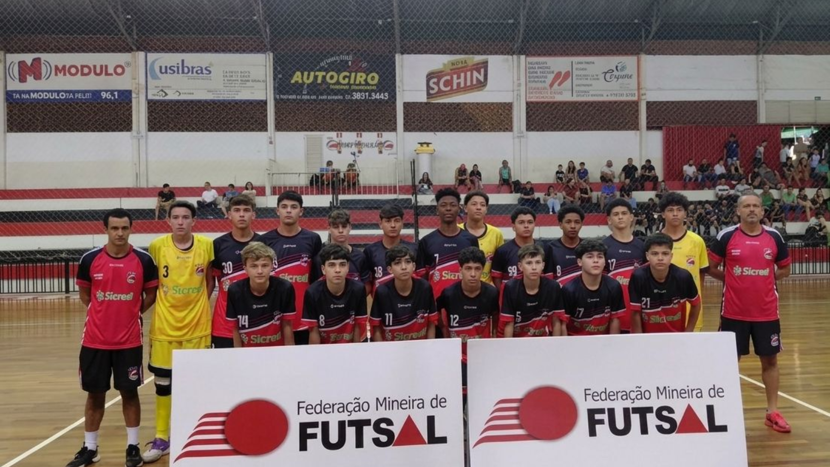Jovens do PTC avançam à decisão do Mineiro de Futsal do Interior